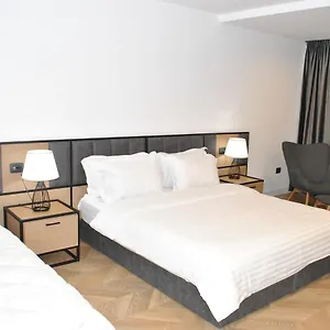 Hotell Prime, Tirana